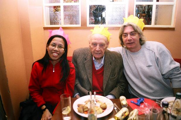 Clive with his son Robin and his wife Morina