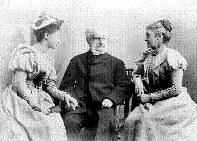 From left to right: Flora Blackman, George Andrew and his daughter Anne Mary Blackman. George is well into his eighties. By kind permission of Liverpool University Archives.